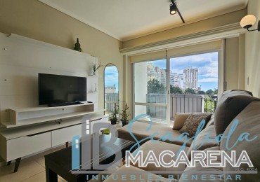 VENTA DEPARTAMENTO 2 AMBIENTES AL FRENTE CON BALCON Y DEPENDENCIA | VISTA A PLAZA COLON